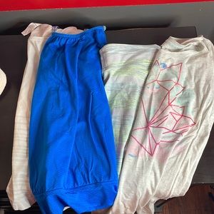 🎉Bundle Ivivva by Lululemon Girls Three Tops One Legging!